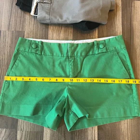 Banana Republic Bundle Classic Chino Shorts SZ 8 & 10 (7pair) - Picture 5 of 16